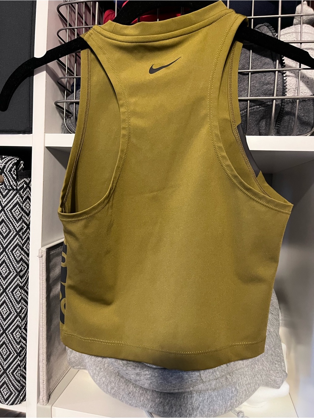 Nike Pro Dri-FIT Performance Tanktop - Picture 2 of 4